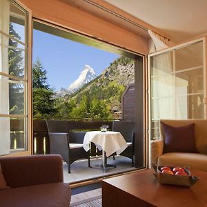 Alpine Junior Suite Matterhorn View